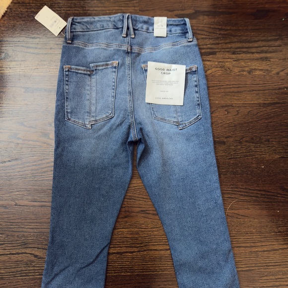 Good American High Rise Blue Jeans - Picture 6 of 10